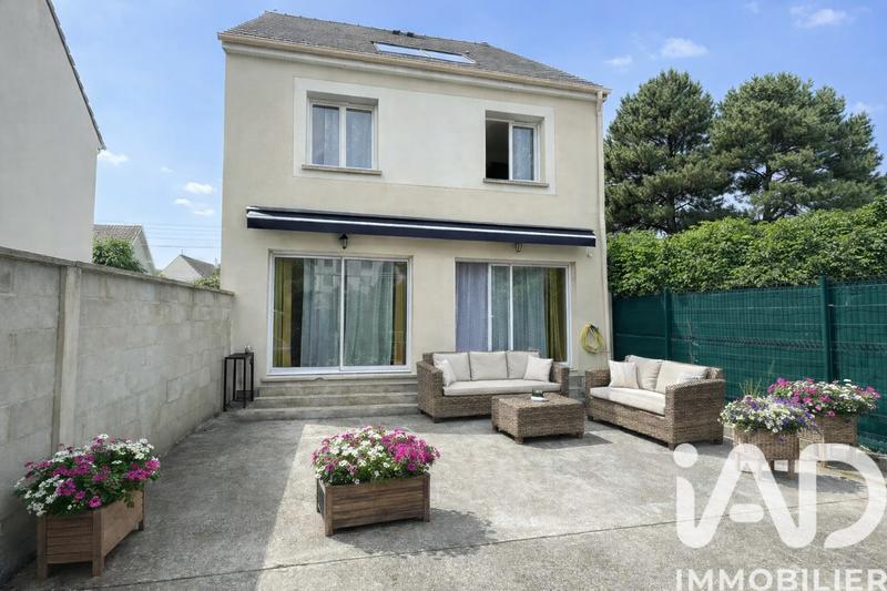 Maison - 130 m² - 4 pièces