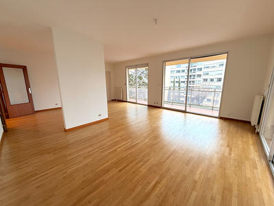 Appartement - 122 m² - 5 pièces