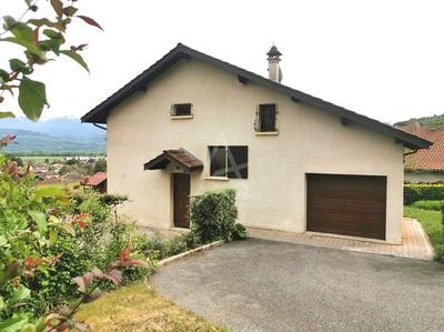 Maison - 109 m² - 6 pièces