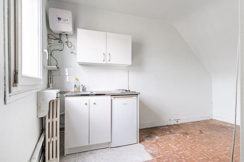 Bureau - 8 m² - 1 pièce