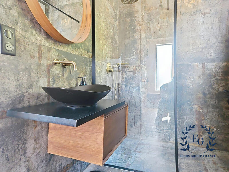 Maison - 152 m² - 6 pièces