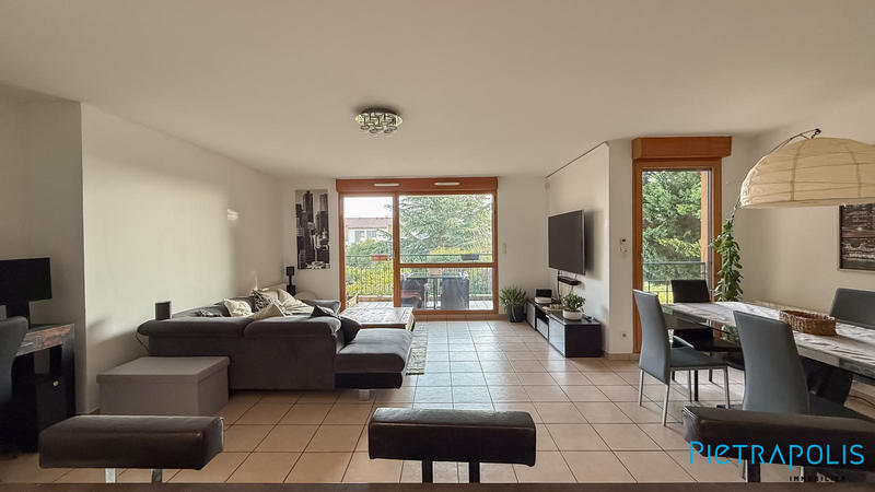 Appartement - 102 m² - 4 pièces