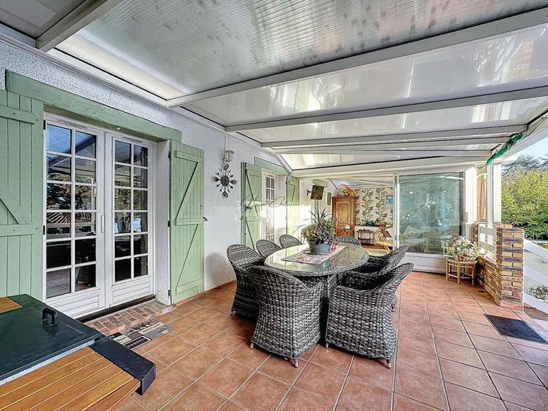 Maison - 195 m² - 8 pièces