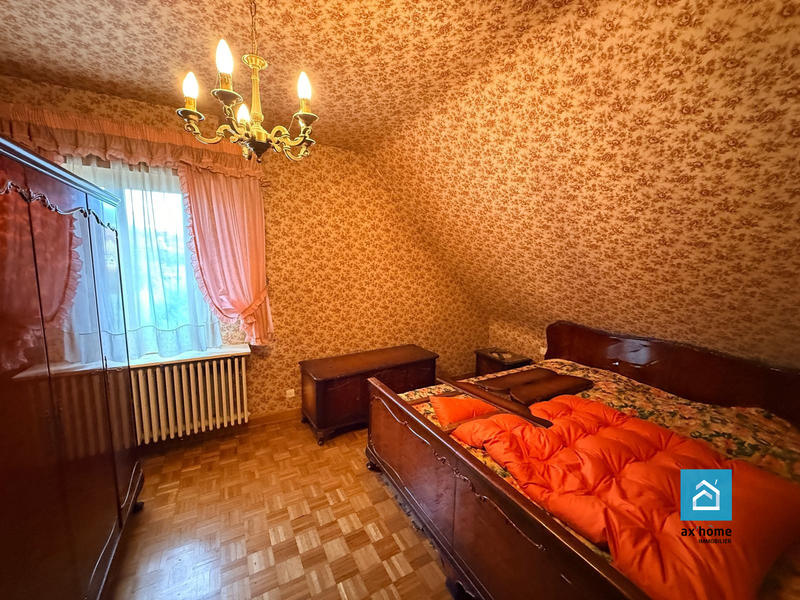 Maison - 210 m² - 7 pièces