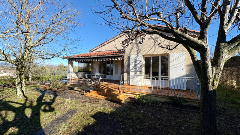 Maison - 135 m² - 6 pièces