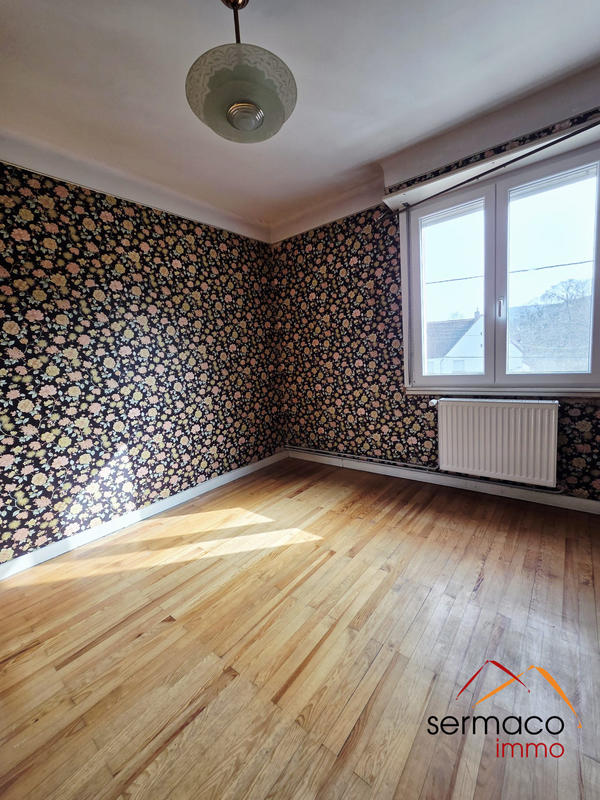 Maison - 160 m² - 8 pièces