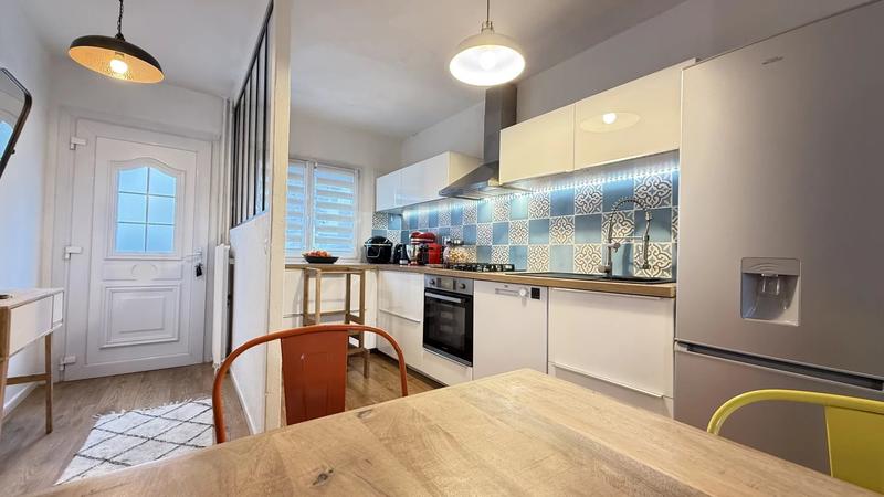 Maison - 83 m² - 4 pièces