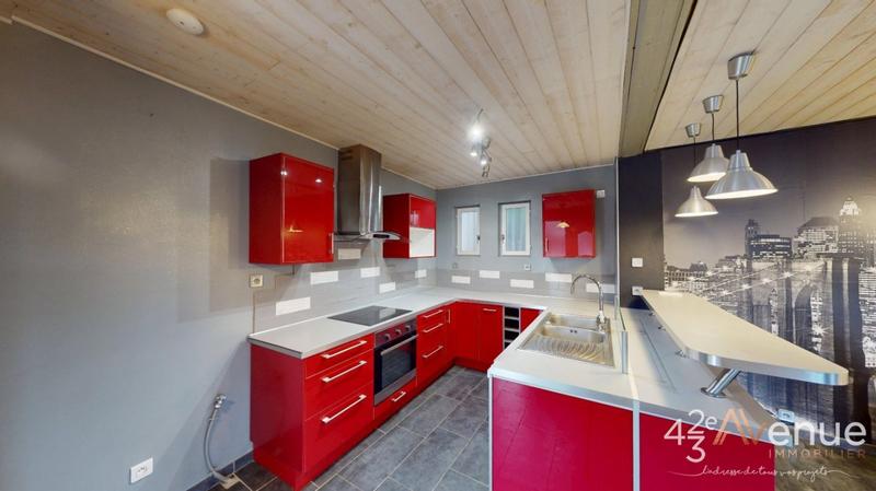 Maison - 107 m² - 5 pièces