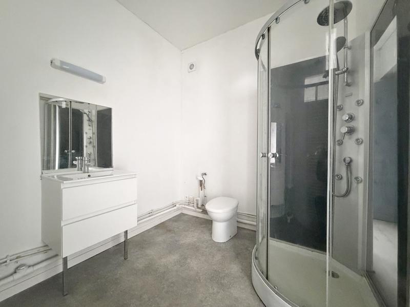 Maison ancienne - 203 m² - 8 pièces