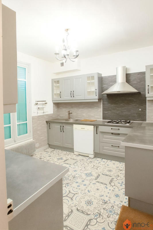 Maison - 101 m² - 5 pièces