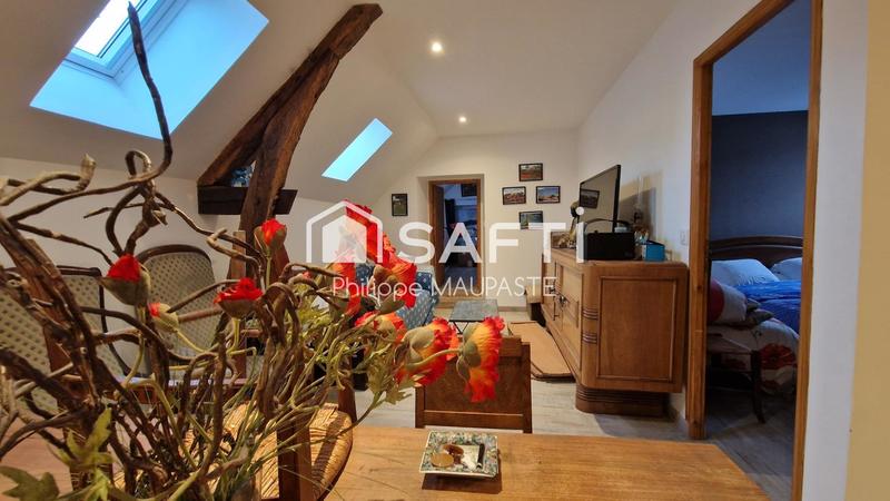 Maison - 215 m² - 10 pièces