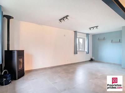 Maison - 96 m² - 4 pièces