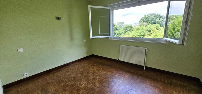 Maison - 157 m² - 7 pièces