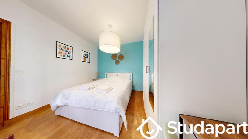 Chambre - 12 m² - 1 pièce
