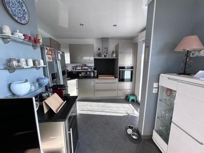 Appartement - 76 m² - 3 pièces