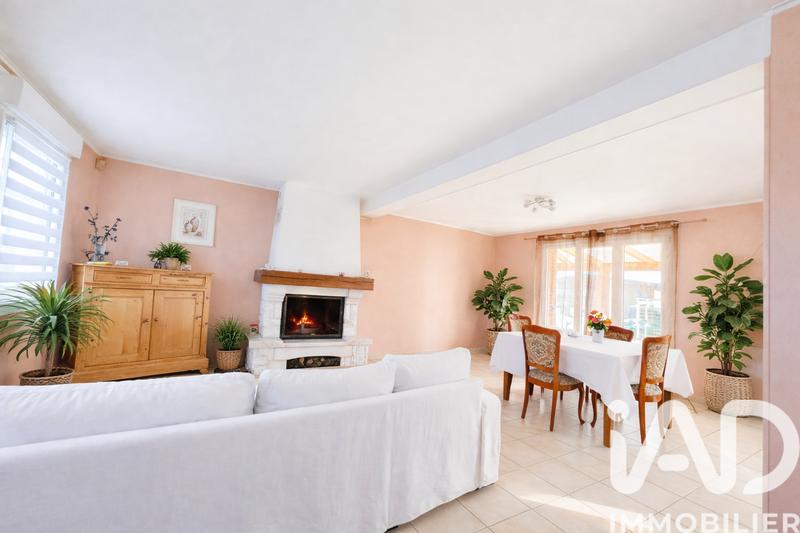 Maison - 142 m² - 6 pièces