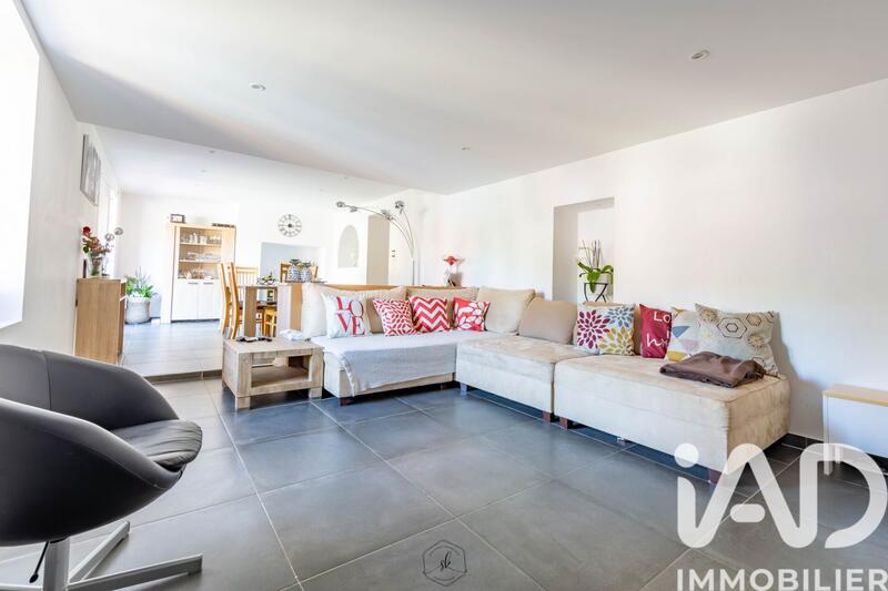 Maison - 160 m² - 5 pièces