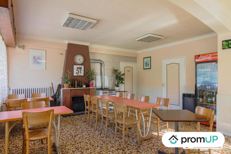 Local commercial - 691 m² - 18 pièces