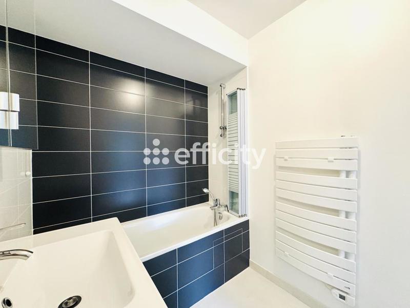 Appartement - 110 m² - 4 pièces