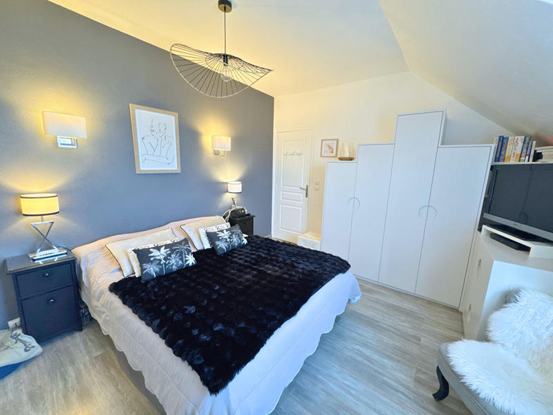 Maison - 110 m² - 6 pièces