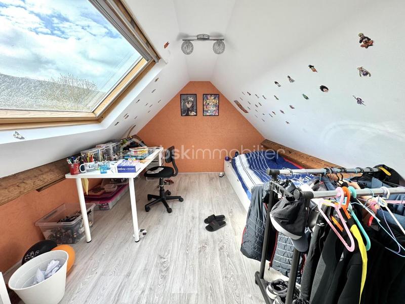 Maison - 140 m² - 8 pièces