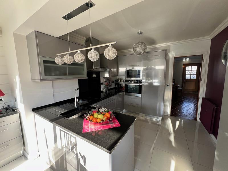 Maison - 150 m² - 7 pièces