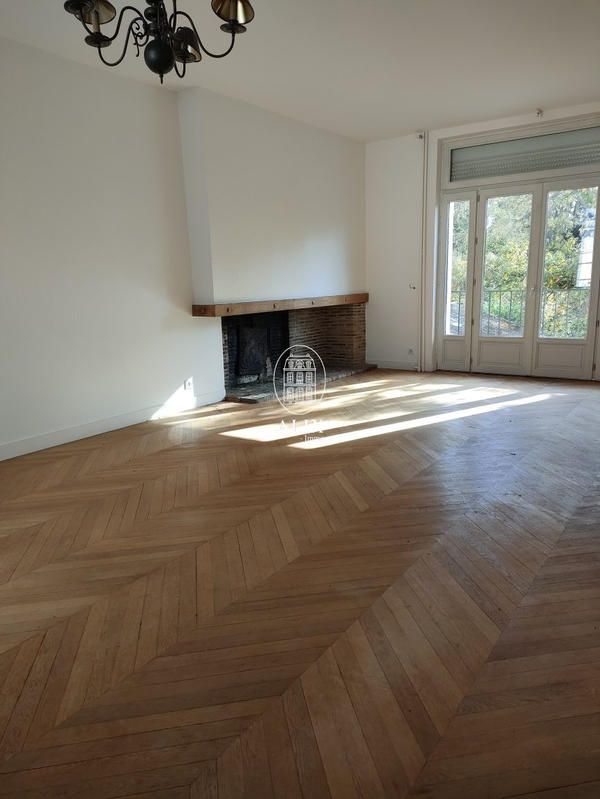 Immeuble - 187 m²