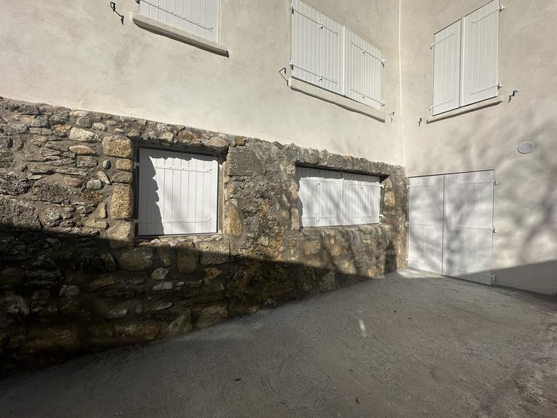 Maison ancienne - 154 m² - 7 pièces