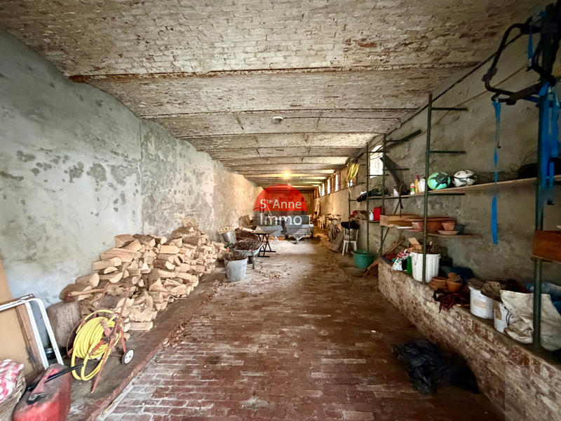 Maison - 260 m² - 10 pièces