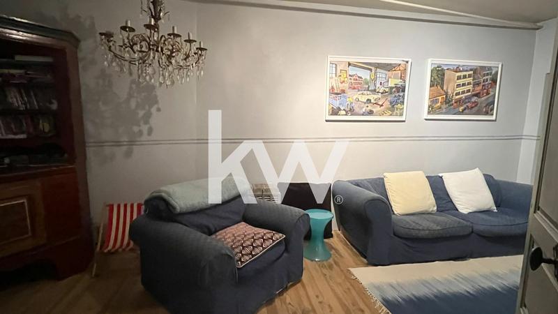 Maison - 200 m² - 12 pièces