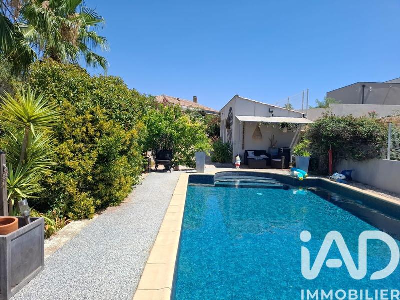 Maison - 270 m² - 9 pièces