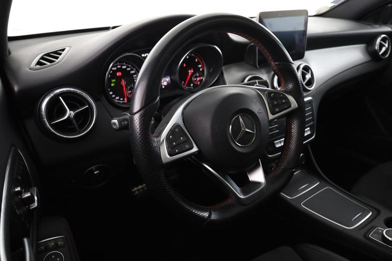 Mercedes Cla 220 d Fascination 7g-Dct 177 ch