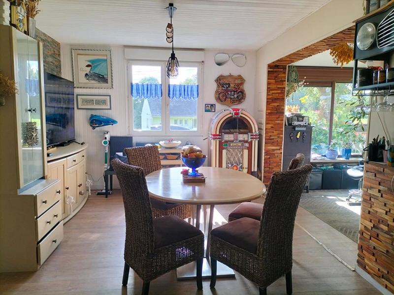 Maison - 90 m² - 4 pièces