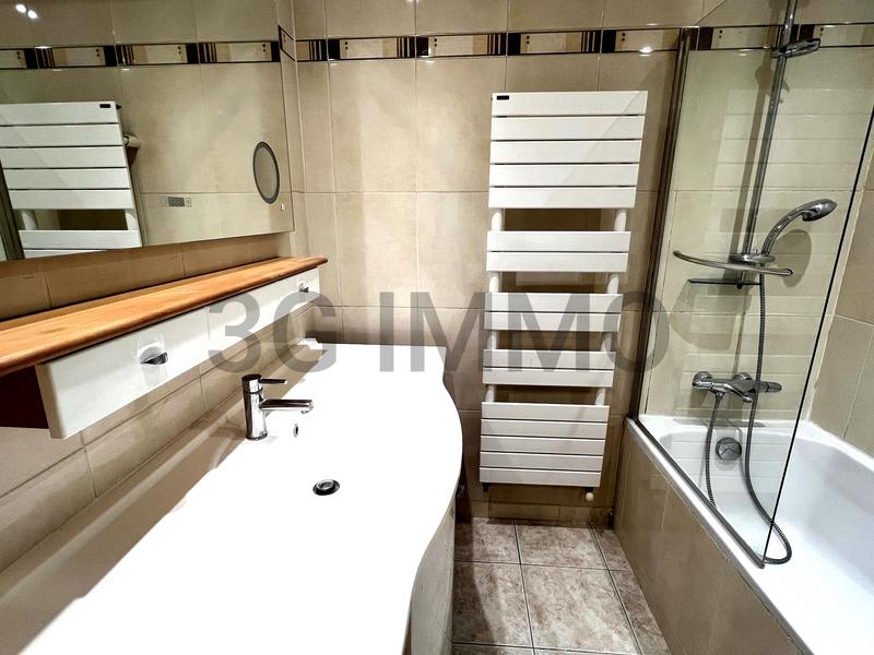 Appartement - 82 m² - 4 pièces