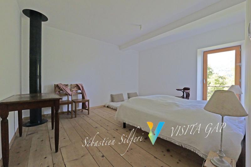 Maison - 223 m² - 12 pièces