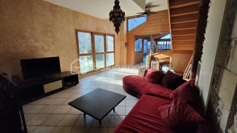 Maison ancienne - 201 m² - 7 pièces