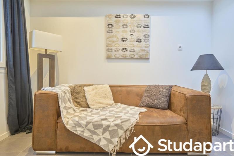 Chambre - 12 m² - 1 pièce