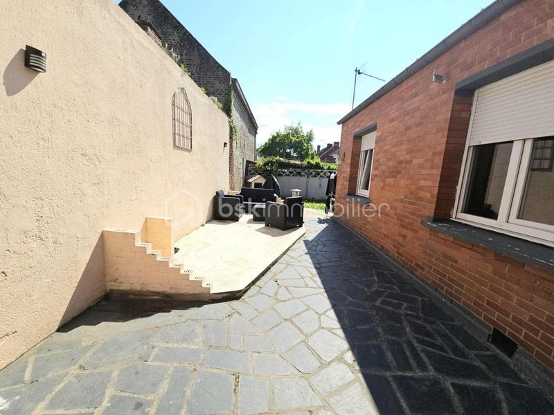 Maison - 163 m² - 7 pièces