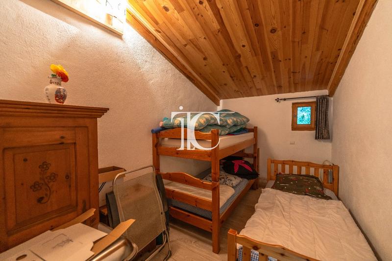 Maison - 324 m² - 13 pièces