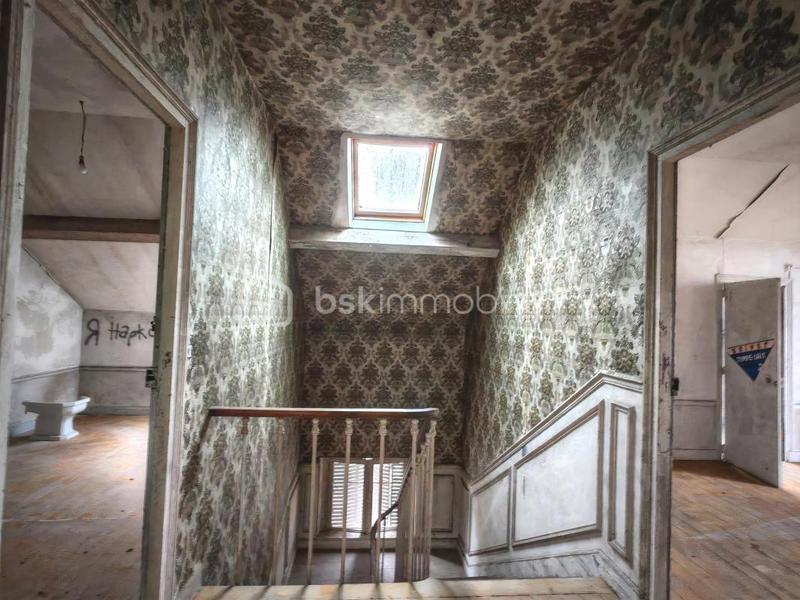 Demeure - 280 m² - 10 pièces