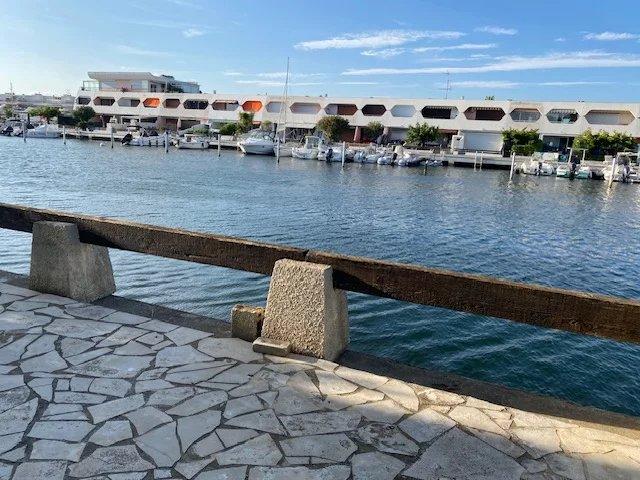 Appartement - 84 m² - 4 pièces