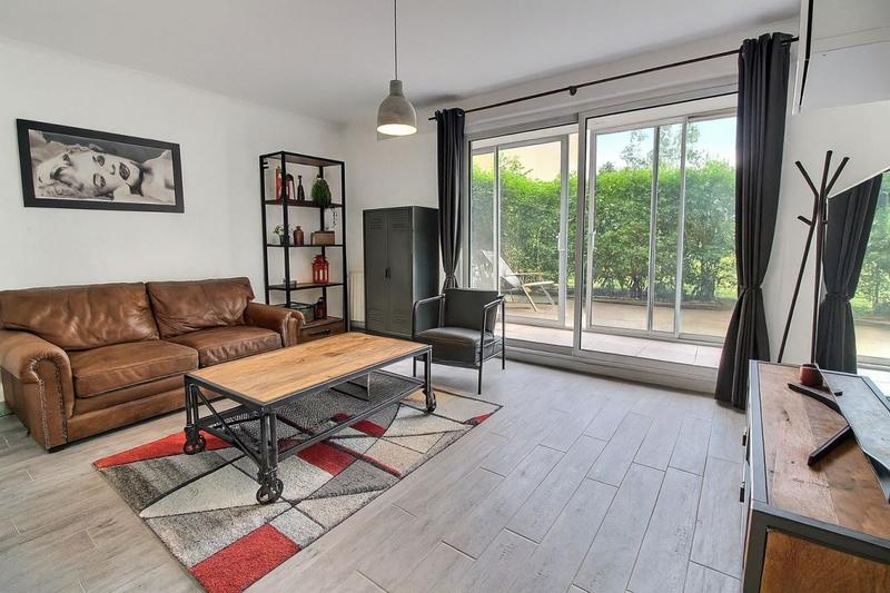 Appartement - 93 m² - 4 pièces