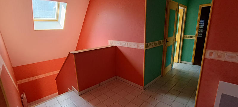 Maison - 205 m² - 8 pièces