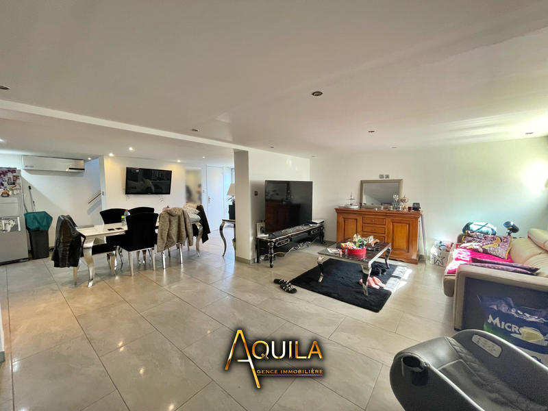 Villa - 140 m² - 4 pièces