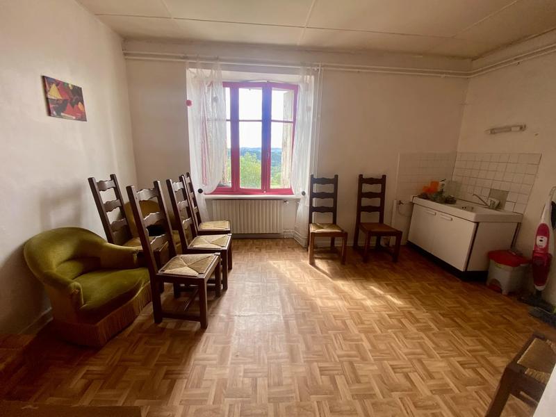 Maison - 123 m² - 10 pièces