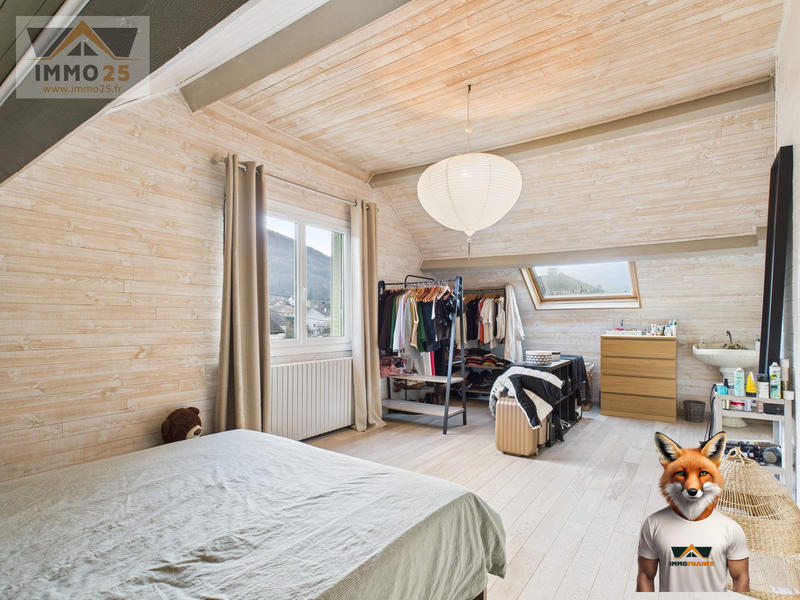 Maison - 104 m² - 5 pièces