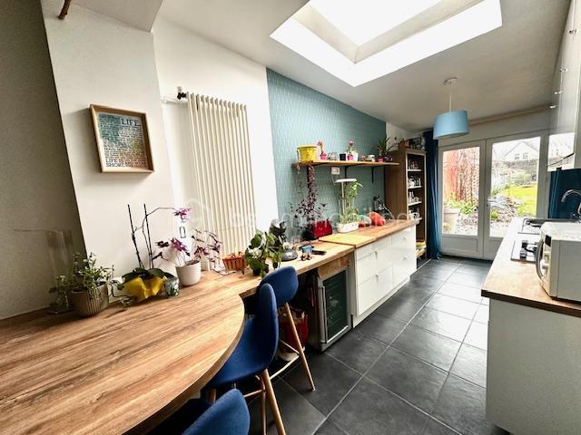 Maison de ville - 85 m² - 5 pièces