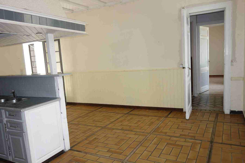 Maison - 206 m² - 10 pièces