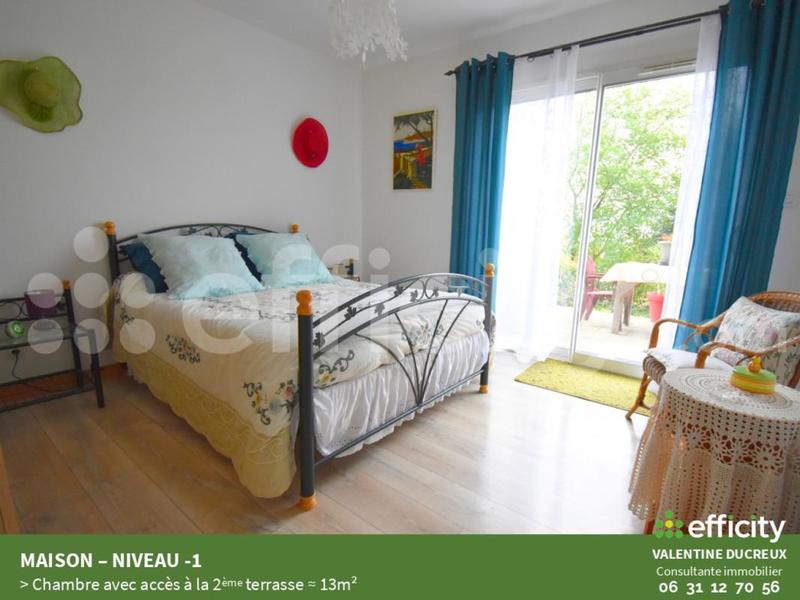 Pavillon - 142 m² - 6 pièces