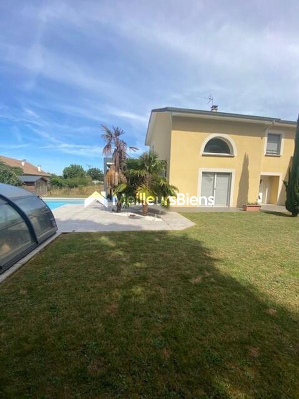 Maison - 178 m² - 7 pièces